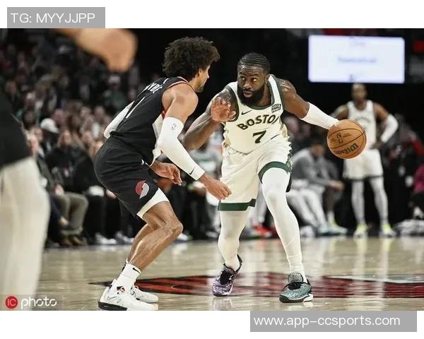 杰伦布朗称赞阿马里威廉姆斯护筐能力提升球队攻防效率