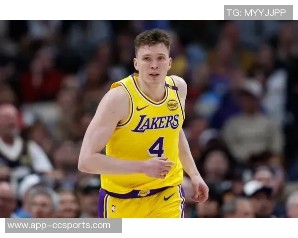 艾顿谈加盟湖人：我来这里是为了实现球队的真正目标而非追求个人数据